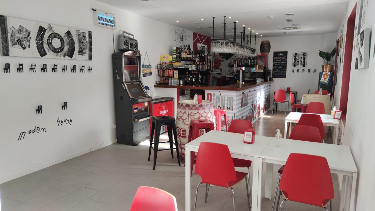 Hotel Oleum Белчите Екстериор снимка