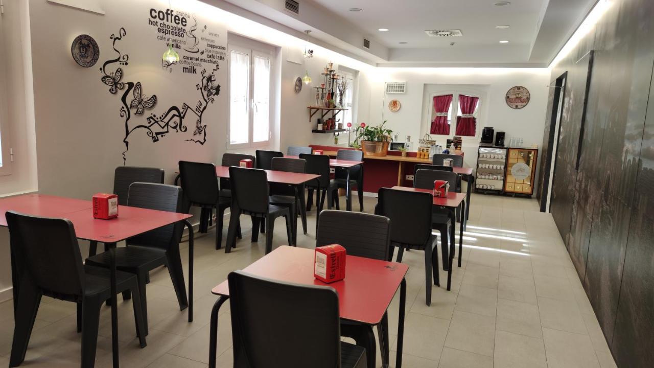 Hotel Oleum Белчите Екстериор снимка