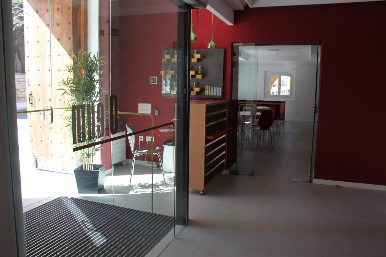 Hotel Oleum Белчите Екстериор снимка